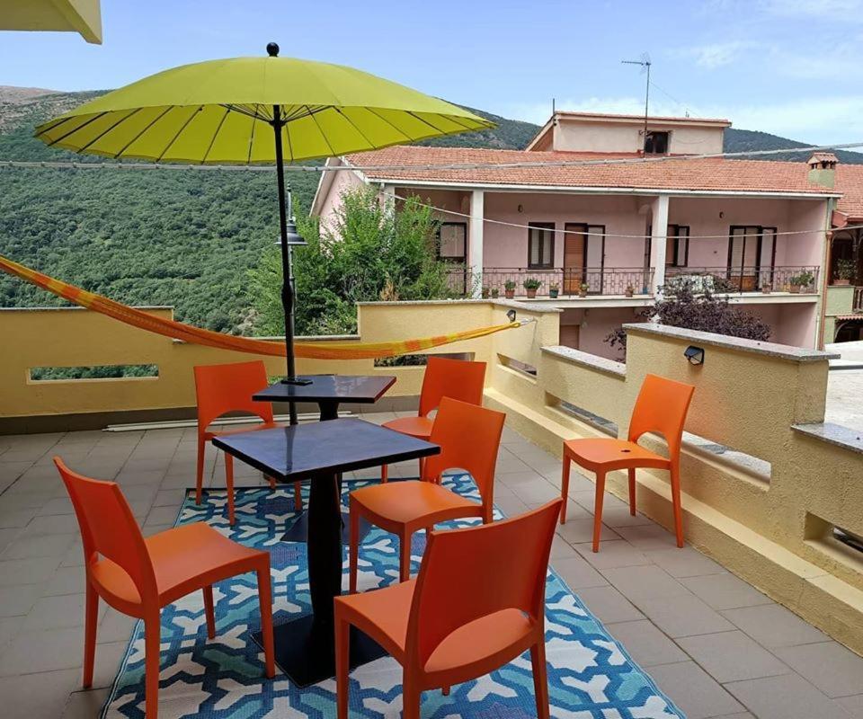 Sa Stiddiosa Guesthouse Gadoni المظهر الخارجي الصورة